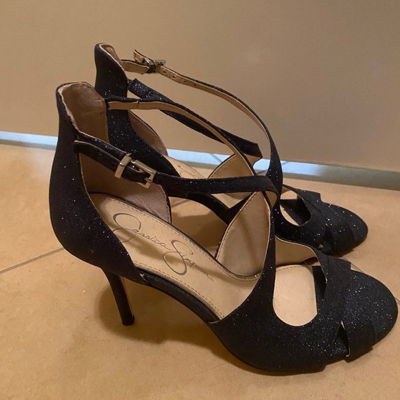 *NEW & NEVER WORN* Blue Heels - Picture 2 of 4